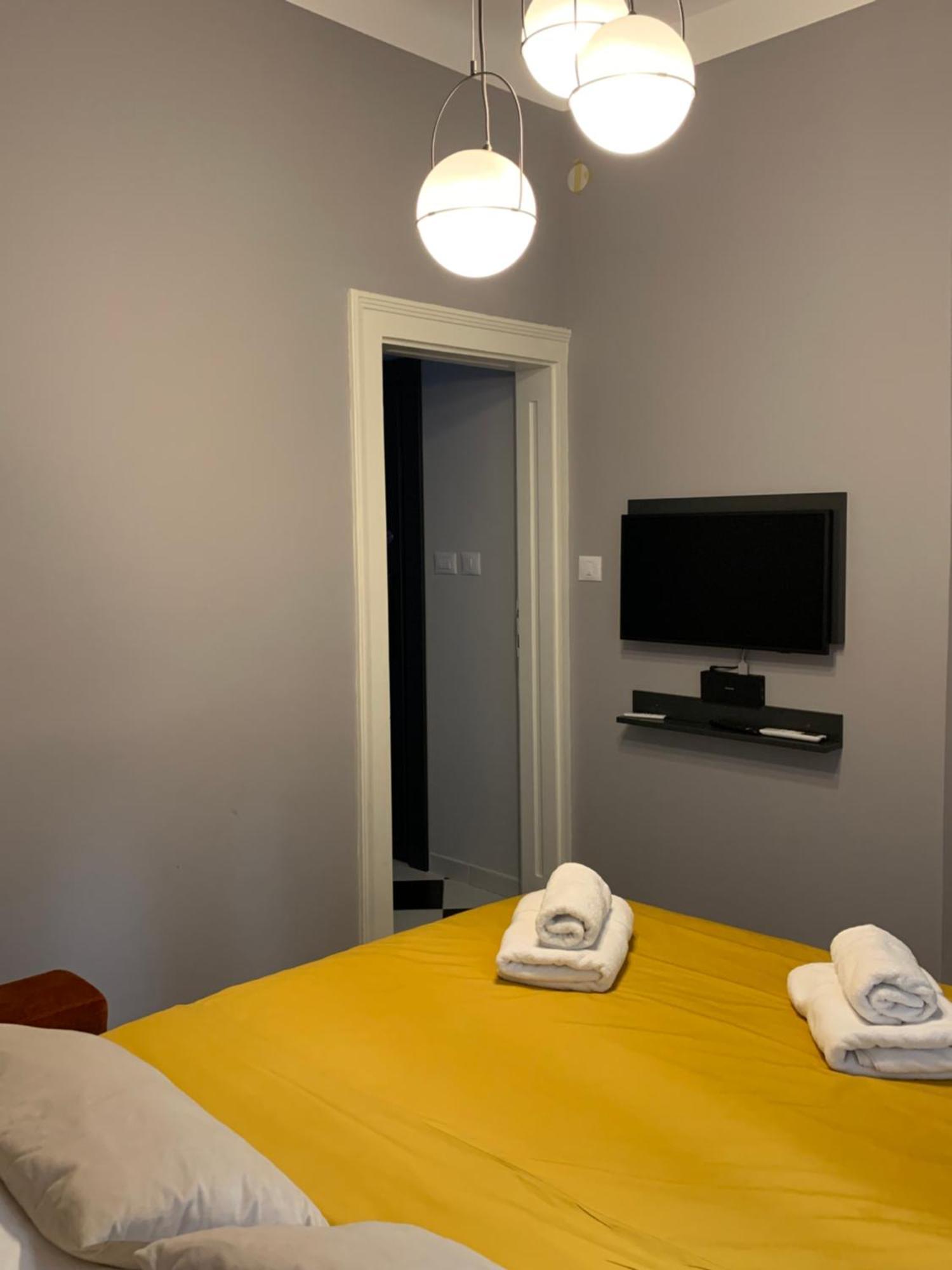 Pop'S Apartments Belgrado Exterior foto